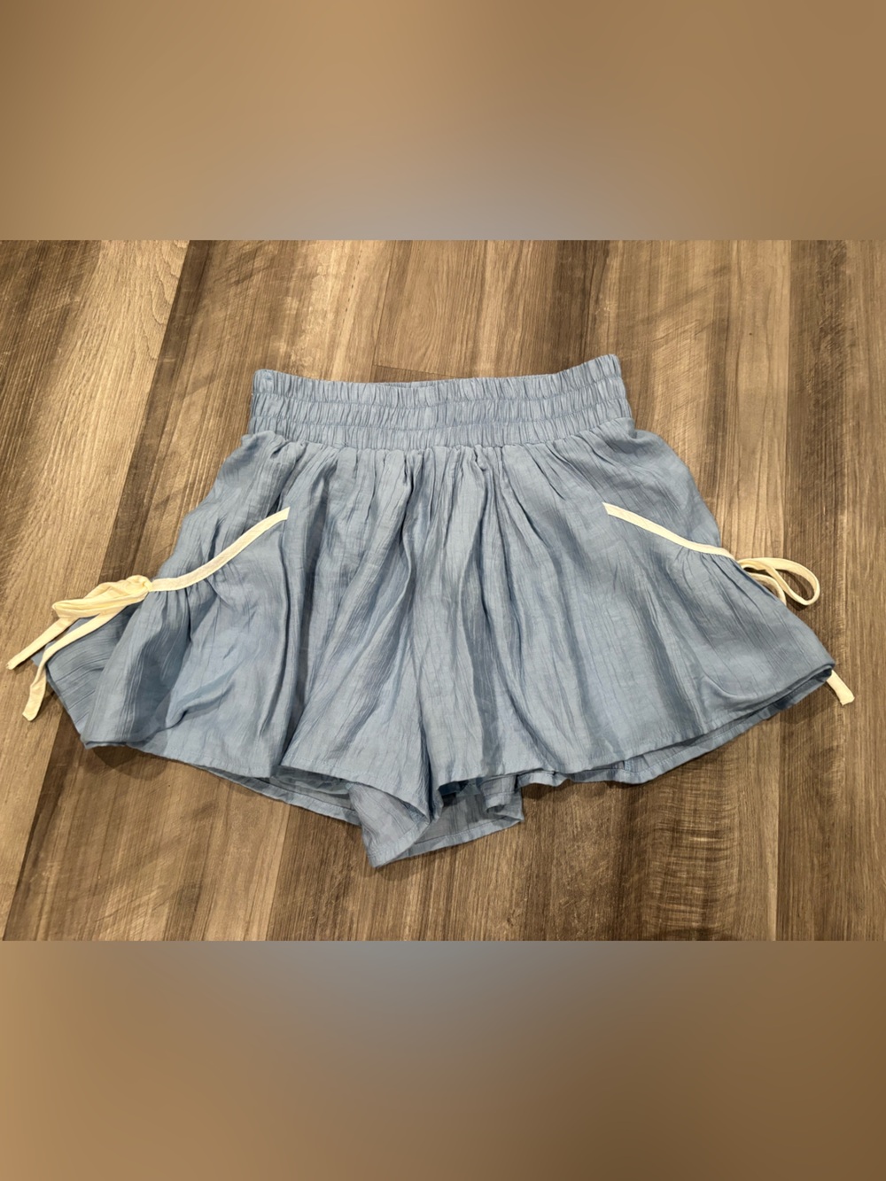 New Light Blue Beivy Women's Elastic Waist, Lined Flowy Shorts